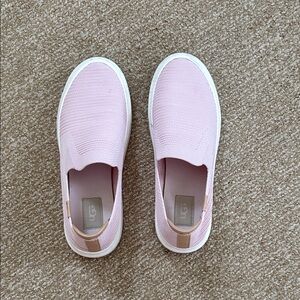 UGG Women's Light Pink Slip-On Knit Sneakers with Tan Pull Tab
